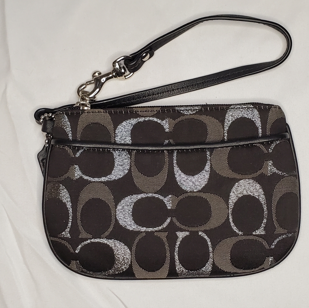 Coach change bag wristlet wallet